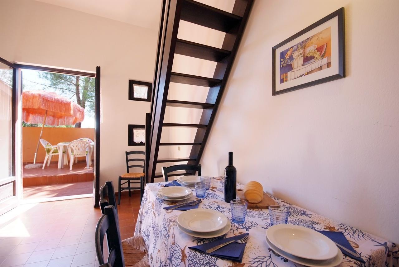 Residence Sud Est Porto Azzurro Buitenkant foto