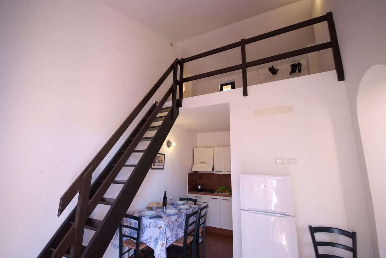 Residence Sud Est Porto Azzurro Buitenkant foto