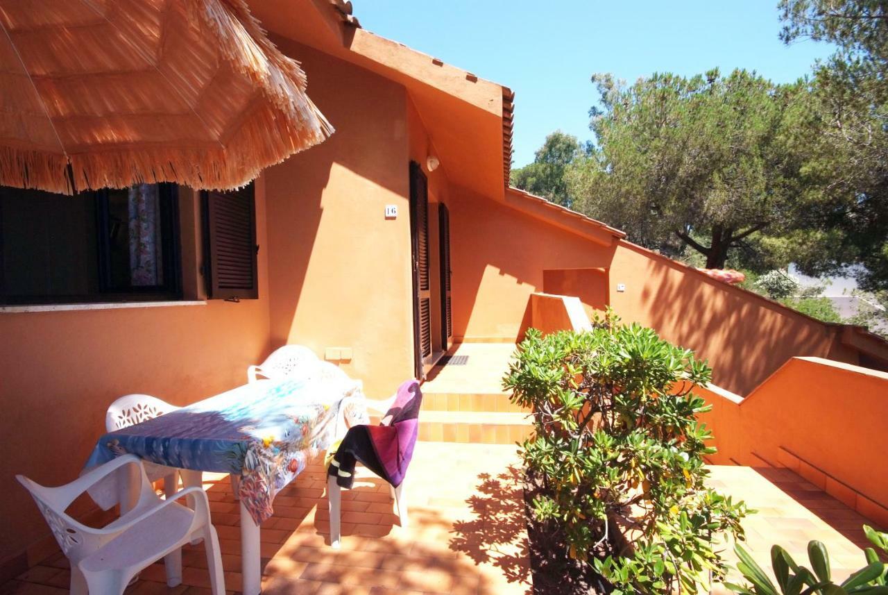 Residence Sud Est Porto Azzurro Buitenkant foto